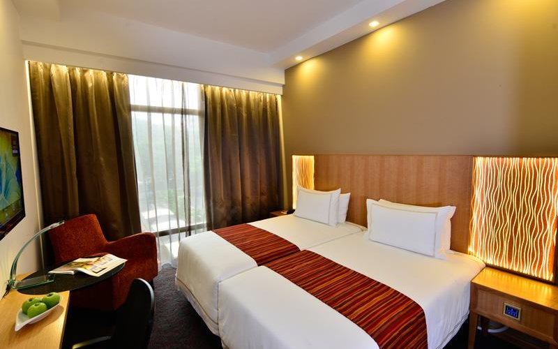 Deluxe Room Hollywood Twin