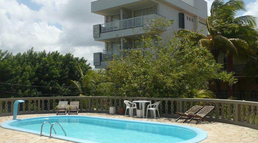 Piscina e bloco dos Apartamentos tipo Master