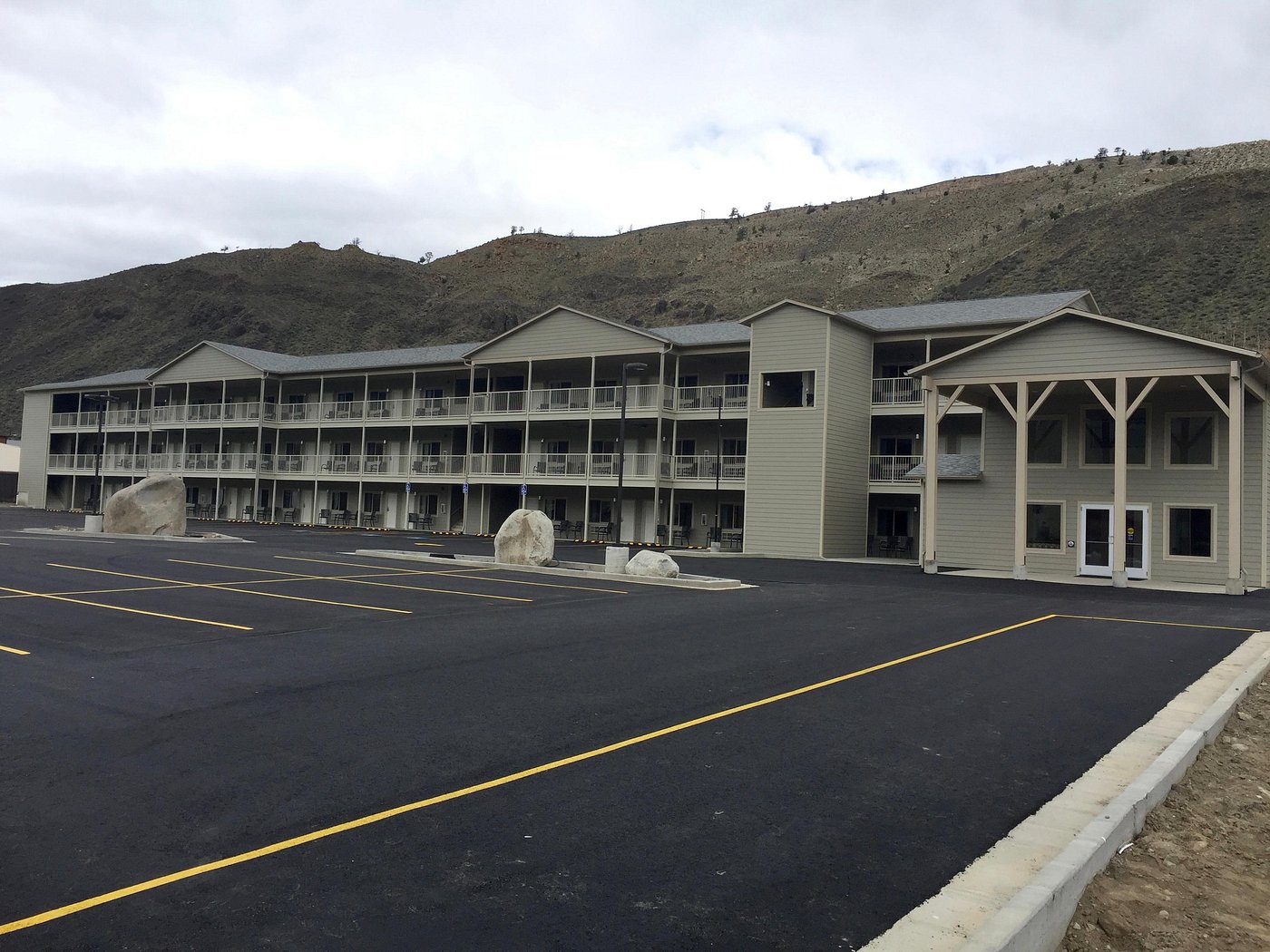 YELLOWSTONE BIG ROCK INN (Gardiner, Montana): opiniones y precios