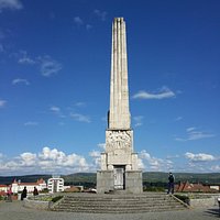 Obeliscul lui Horea, Closca si Crisan