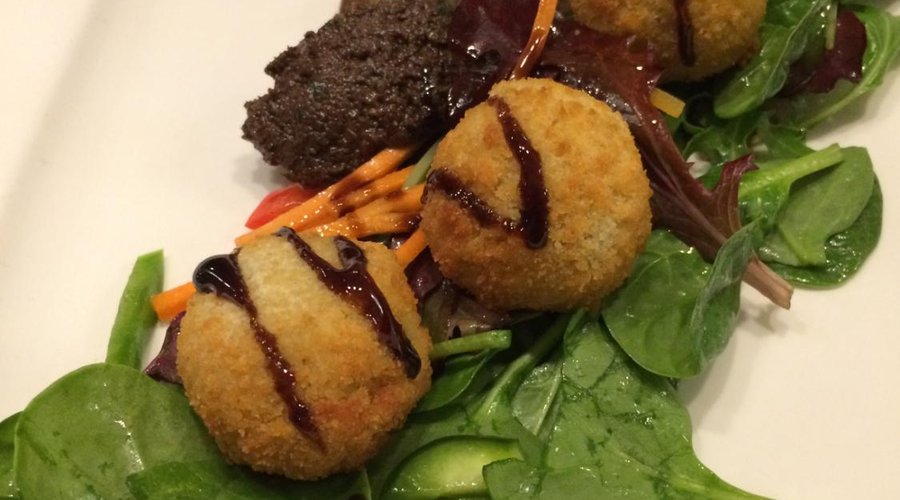Goat cheese appetizer