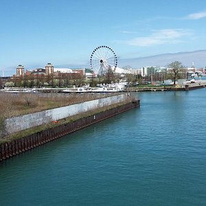 North Avenue Beach in Chicago - Beachside for Bums and Athletes