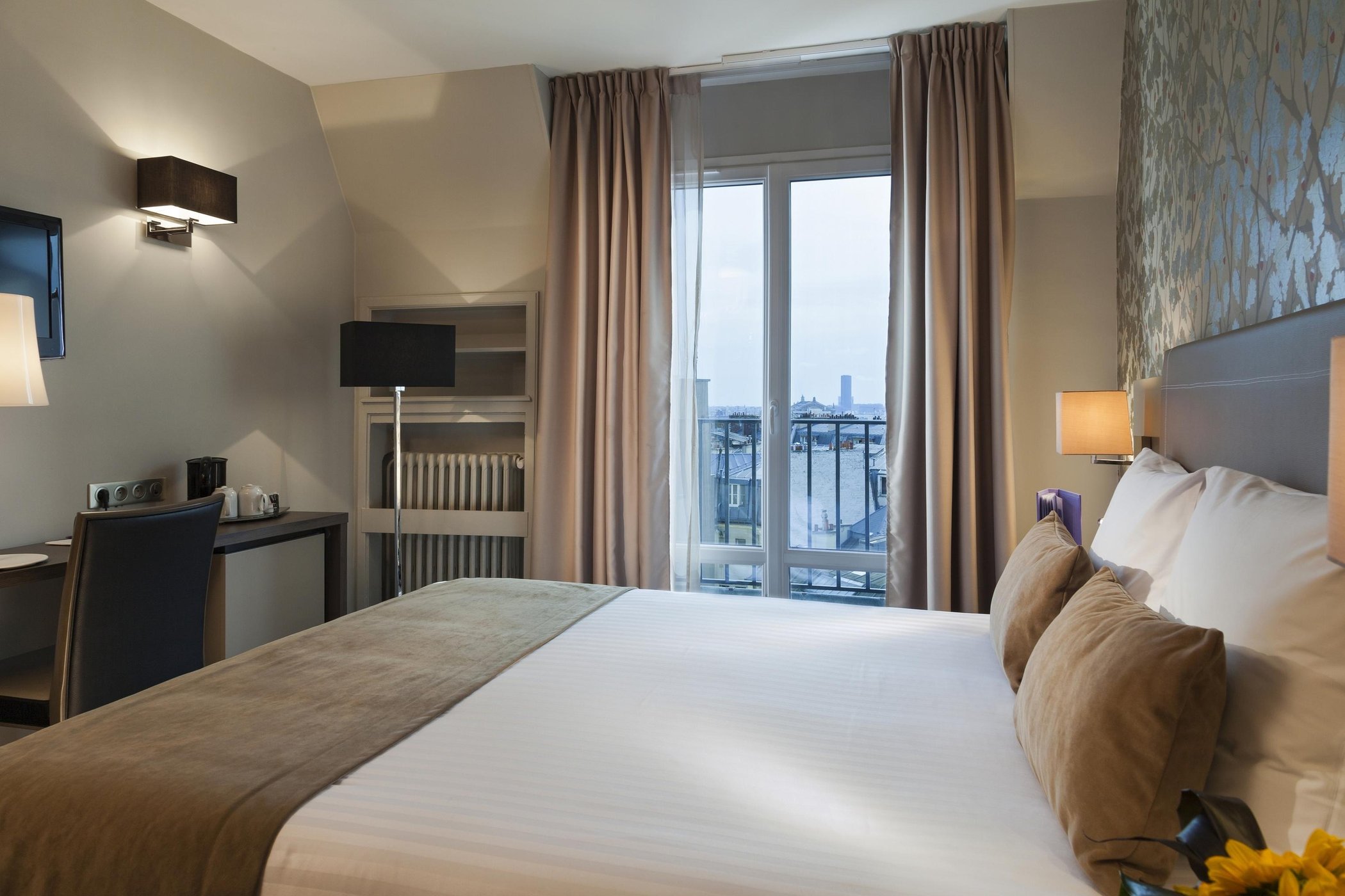 Timhotel Opéra Blanche Fontaine by null