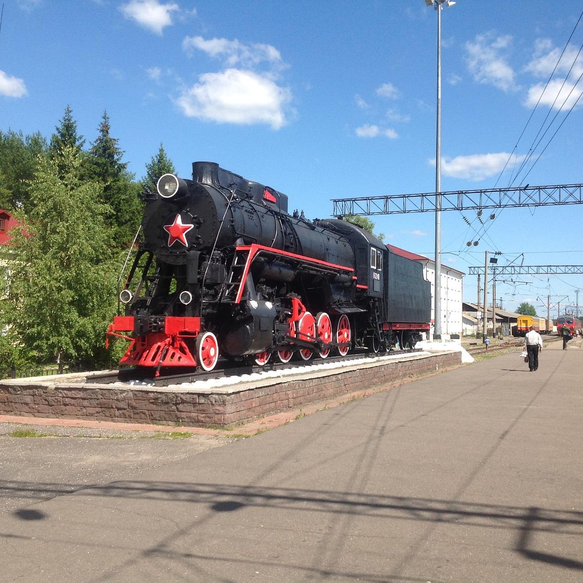 Памятник Паровоз «Победы» Л-2248, Муром: лучшие советы перед посещением -  Tripadvisor