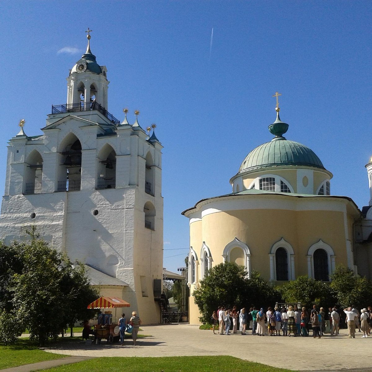 Ярославский музей заповедник ярославль отзывы. Ярославский музей-заповедник Ярославль. Ярославский Кремль Богоявленская башня. Ярославский музей-заповедник фото. Ярославский музей-заповедник колокольня.