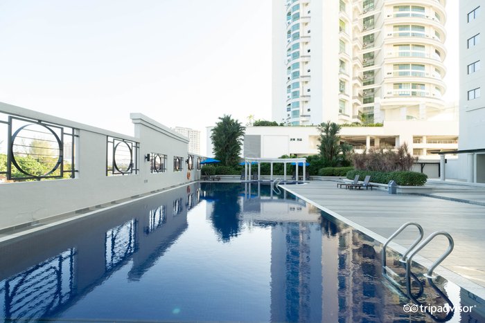 AC Hotel by Marriott Penang Pool Pictures & Reviews - Tripadvisor