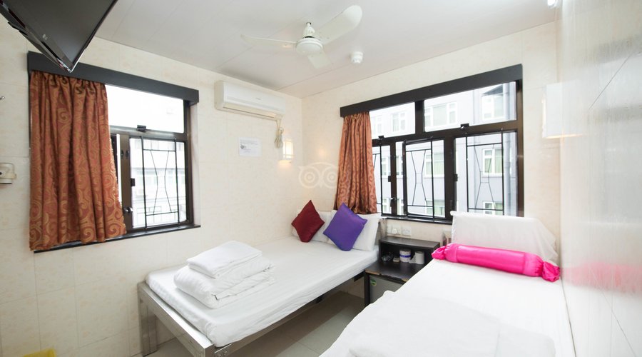 The Standard Triple Room at the Park Guest House