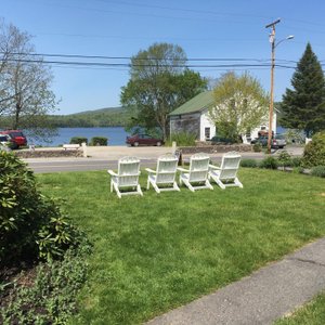 Village Inn