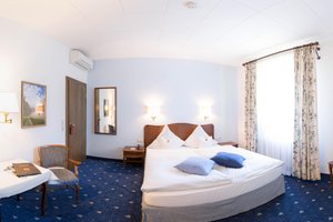 Zimmer und Suite