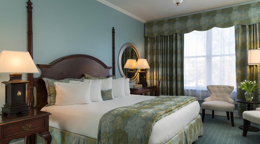 Queen Room