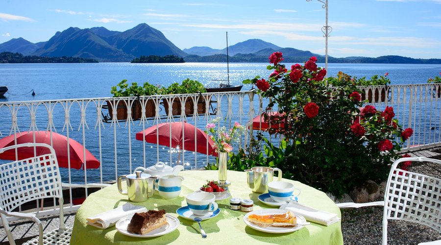 colazione in riva al lago