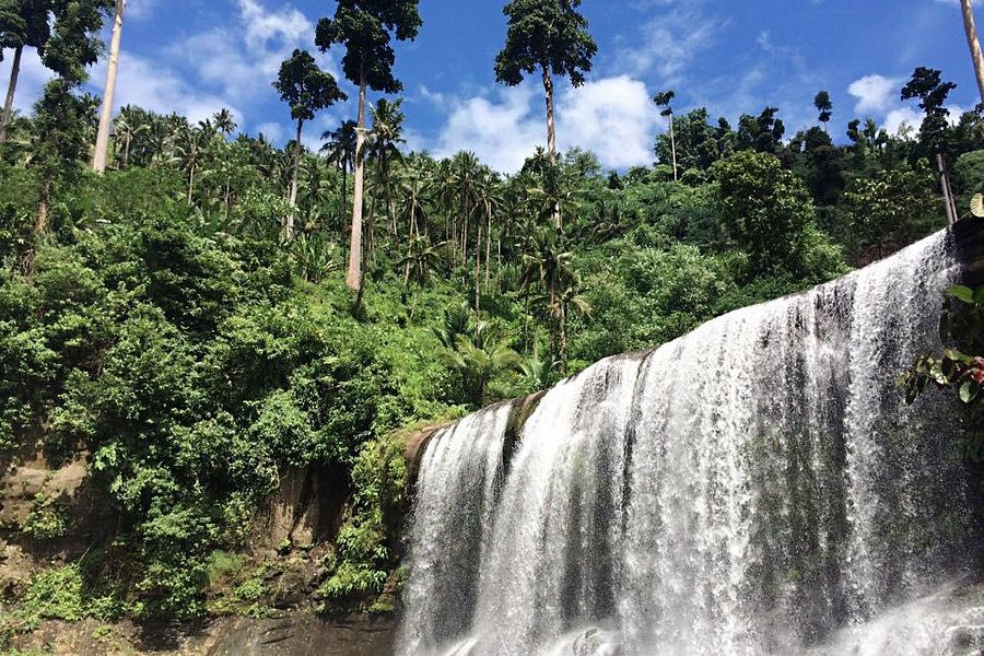 Campawasan Curtain Falls image