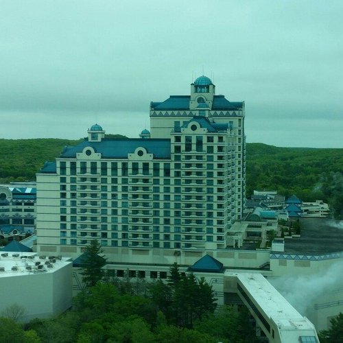 hotel near foxwood casino