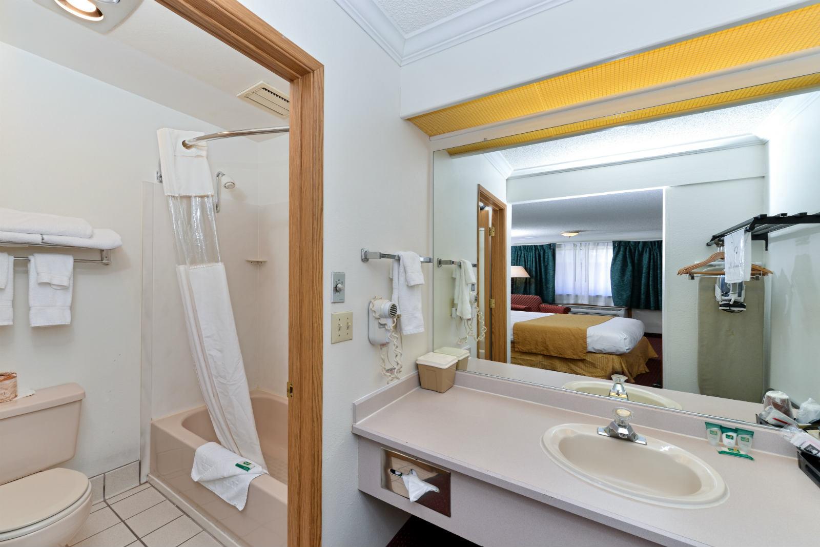 Hotel photo 9 of Quality Inn.