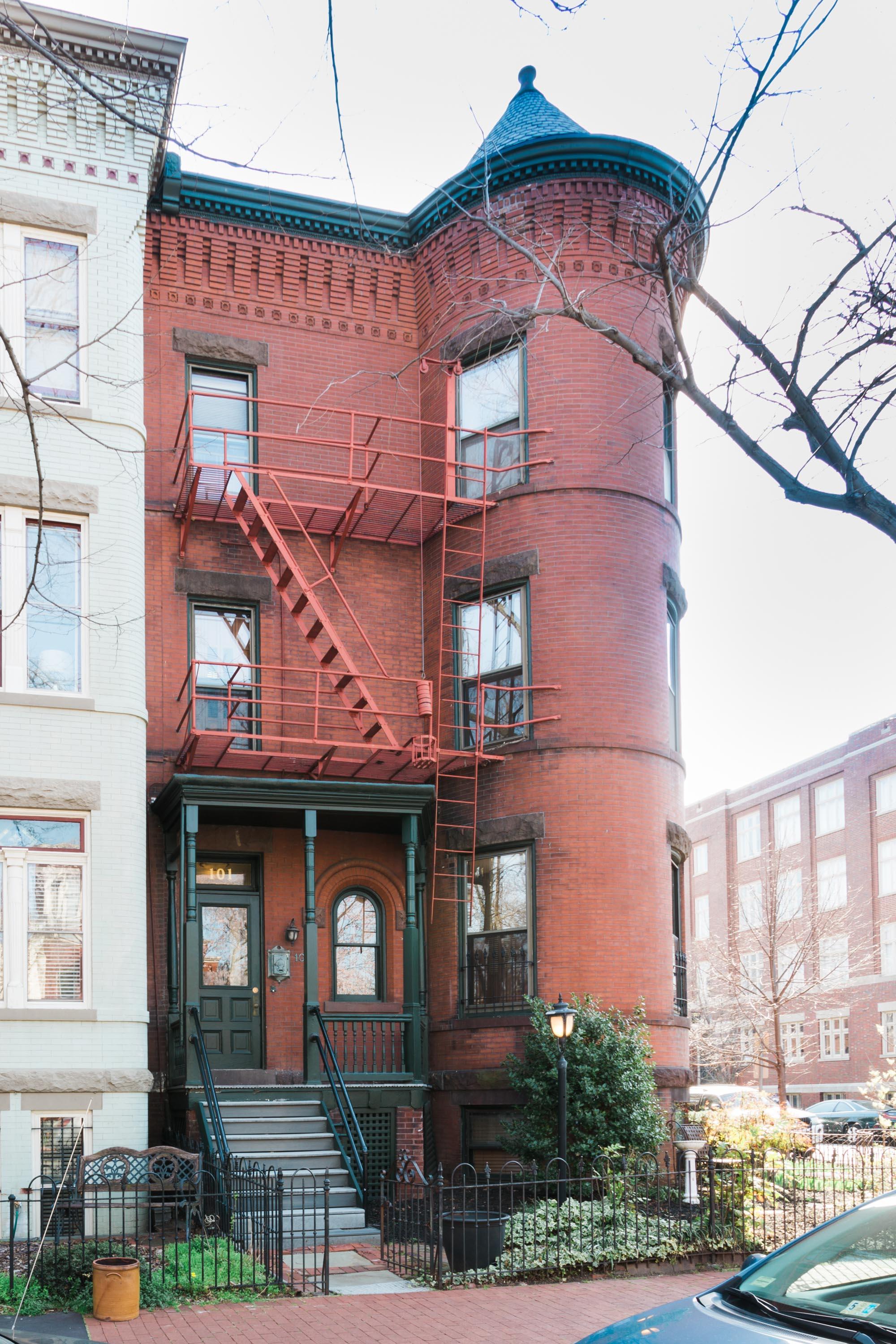 Hotel photo 8 of Found Places Capitol Hill Bed and Breakfast.