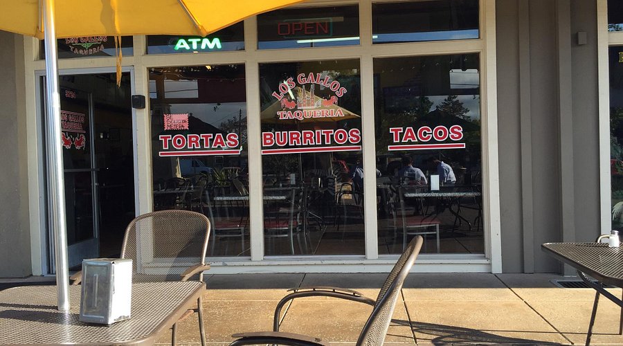 Los Gallos Taqueria