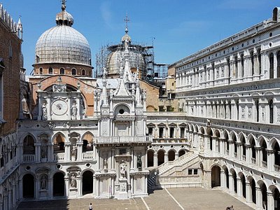 best 10 day tour of italy