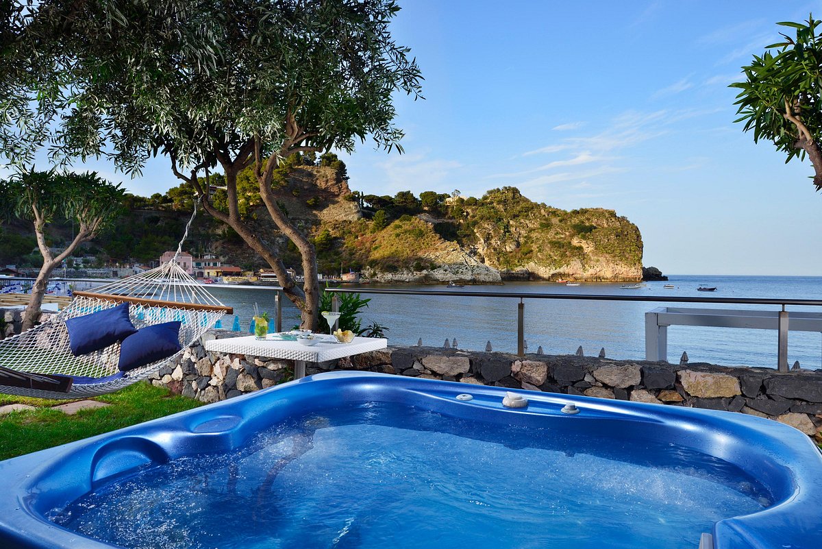La Plage Resort, hotel em Sicília