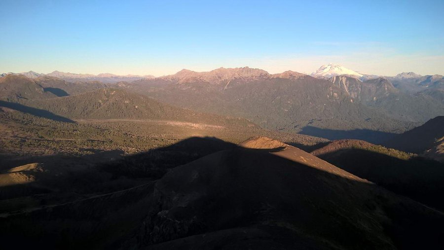 Mirando al este... toda la cordillera