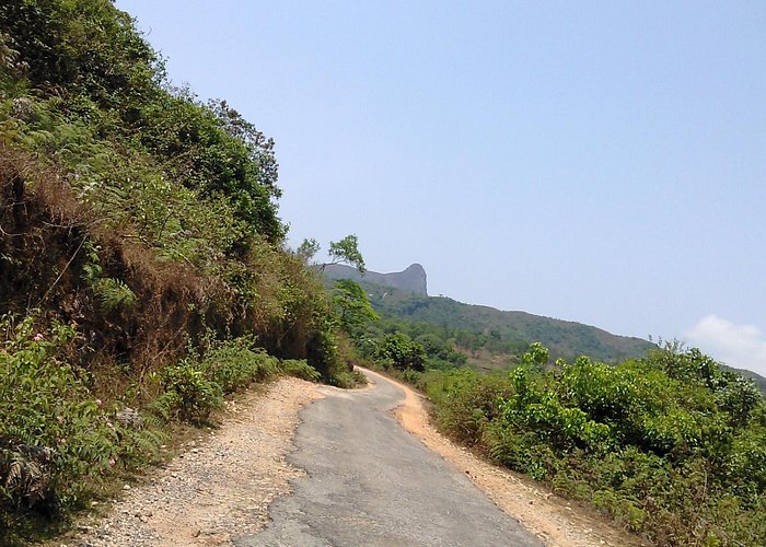 Ettina Bhuja visible from Road