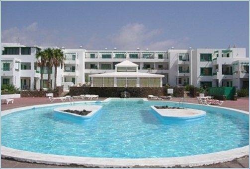 Swimpool on the sea promenade