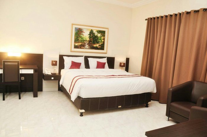 HOTEL 88 JEMBER - Updated 2022 Prices, Reviews (Indonesia)