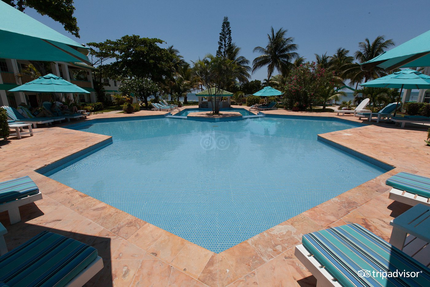 Banyan Bay Suites Prices And Resort Reviews Belizeambergris Caye 