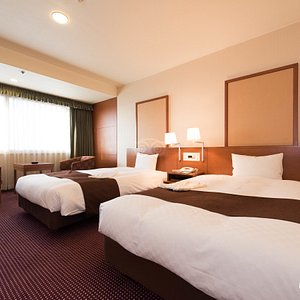 The Standard Twin Room at the Meitetsu Grand Hotel
