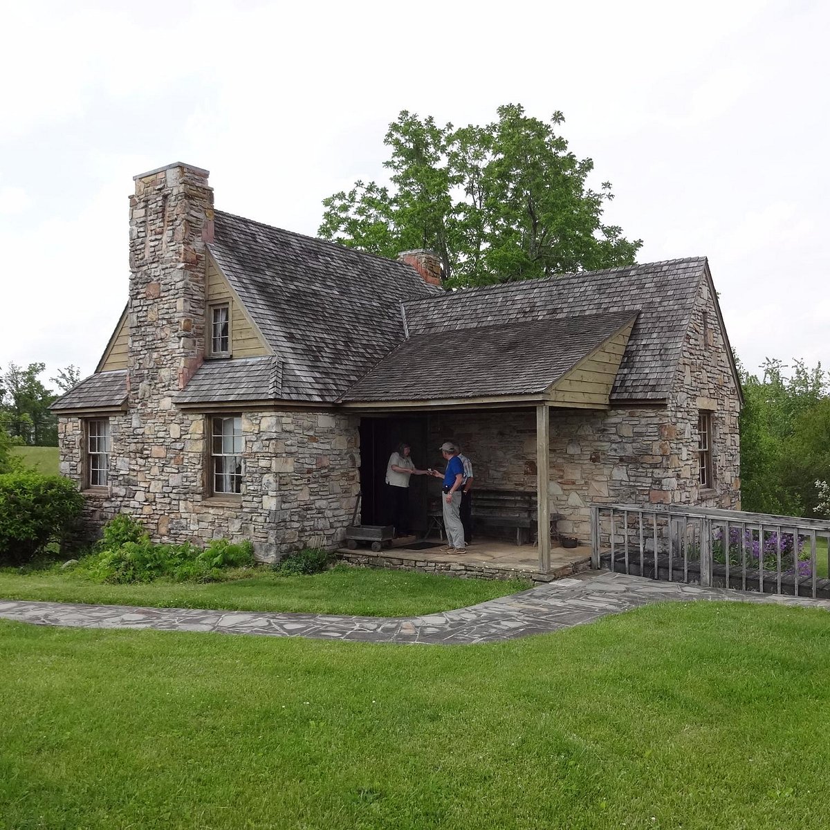 Simonton's Cheese House, Crossville, TN