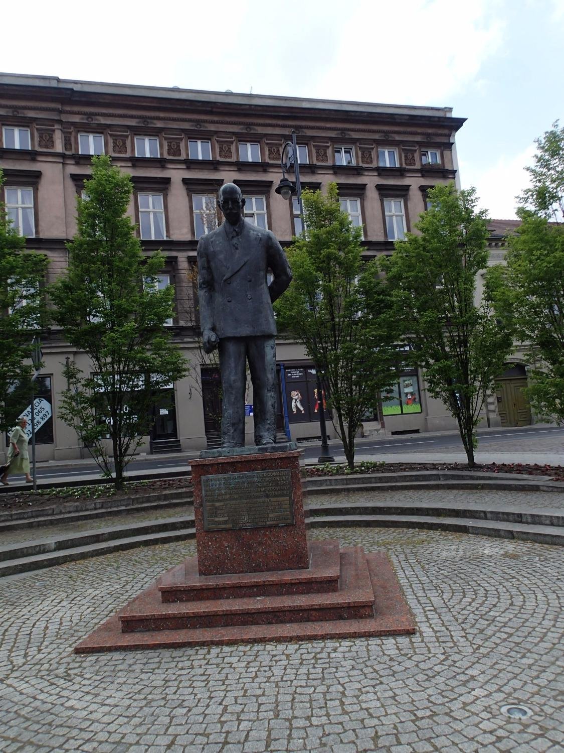 Leon Barciszewski Statue, Быдгощ: лучшие советы перед посещением -  Tripadvisor