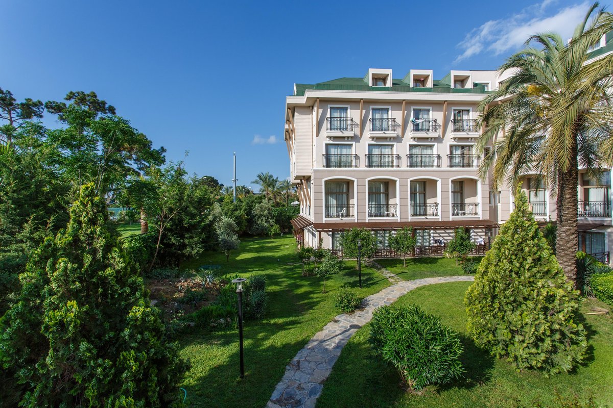 lucida beach hotel отзывы