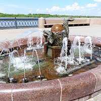Астрахань. Фонтан "Рыбка"