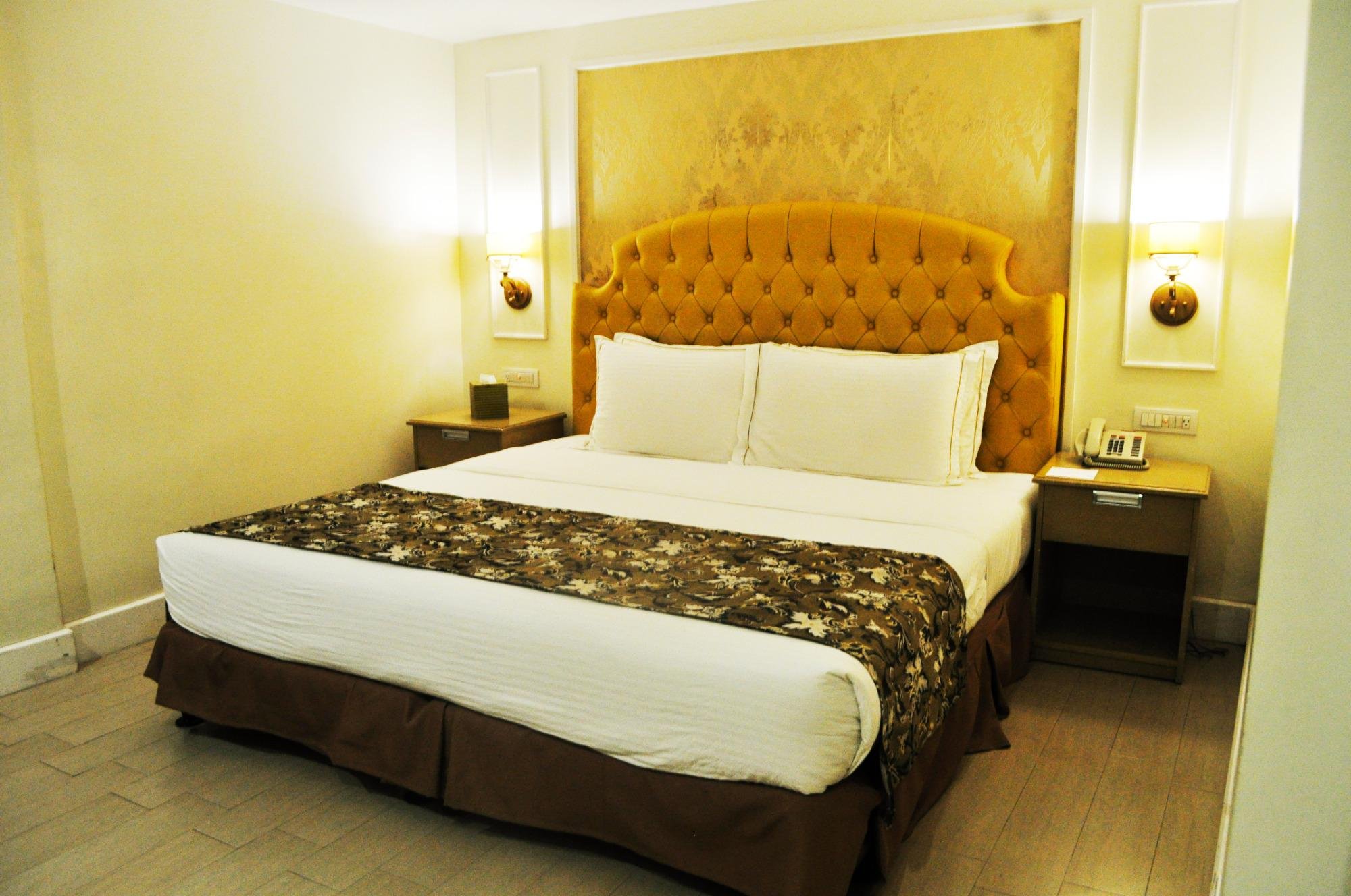 Hotel St. Ellis by null