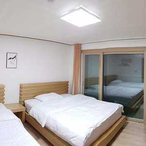 Photo of standard room which sleeps up to 3