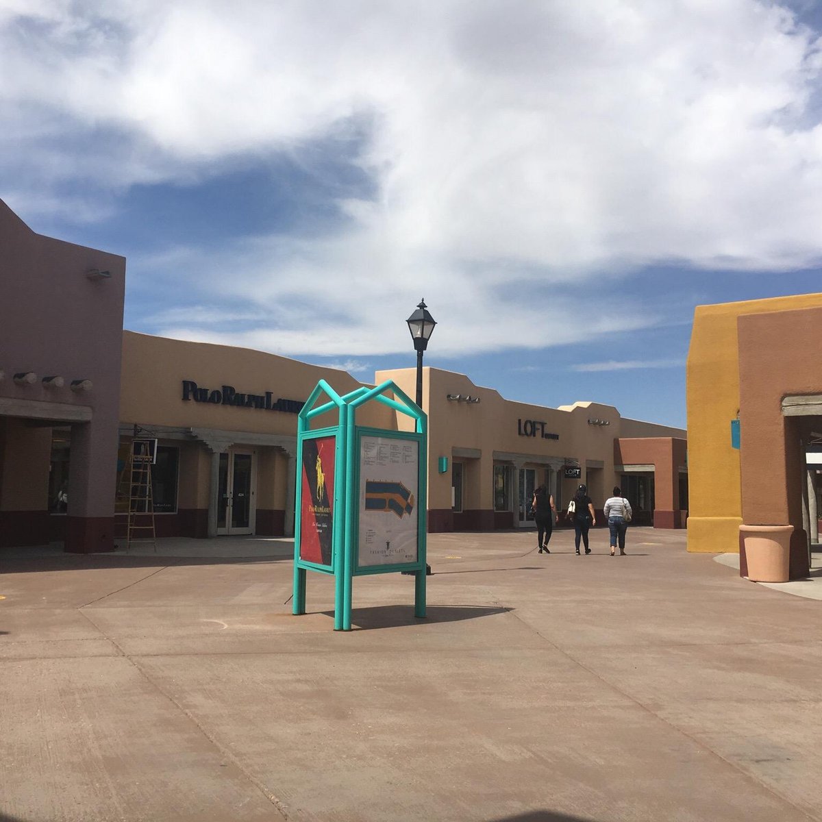 Fashion Outlets of Santa Fe - All You Need to Know BEFORE You Go (2024)