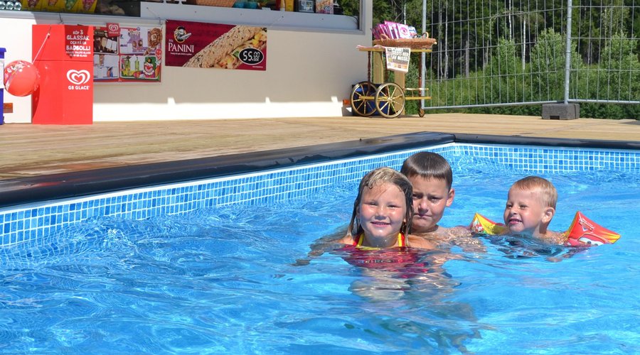 uppvärmd pool