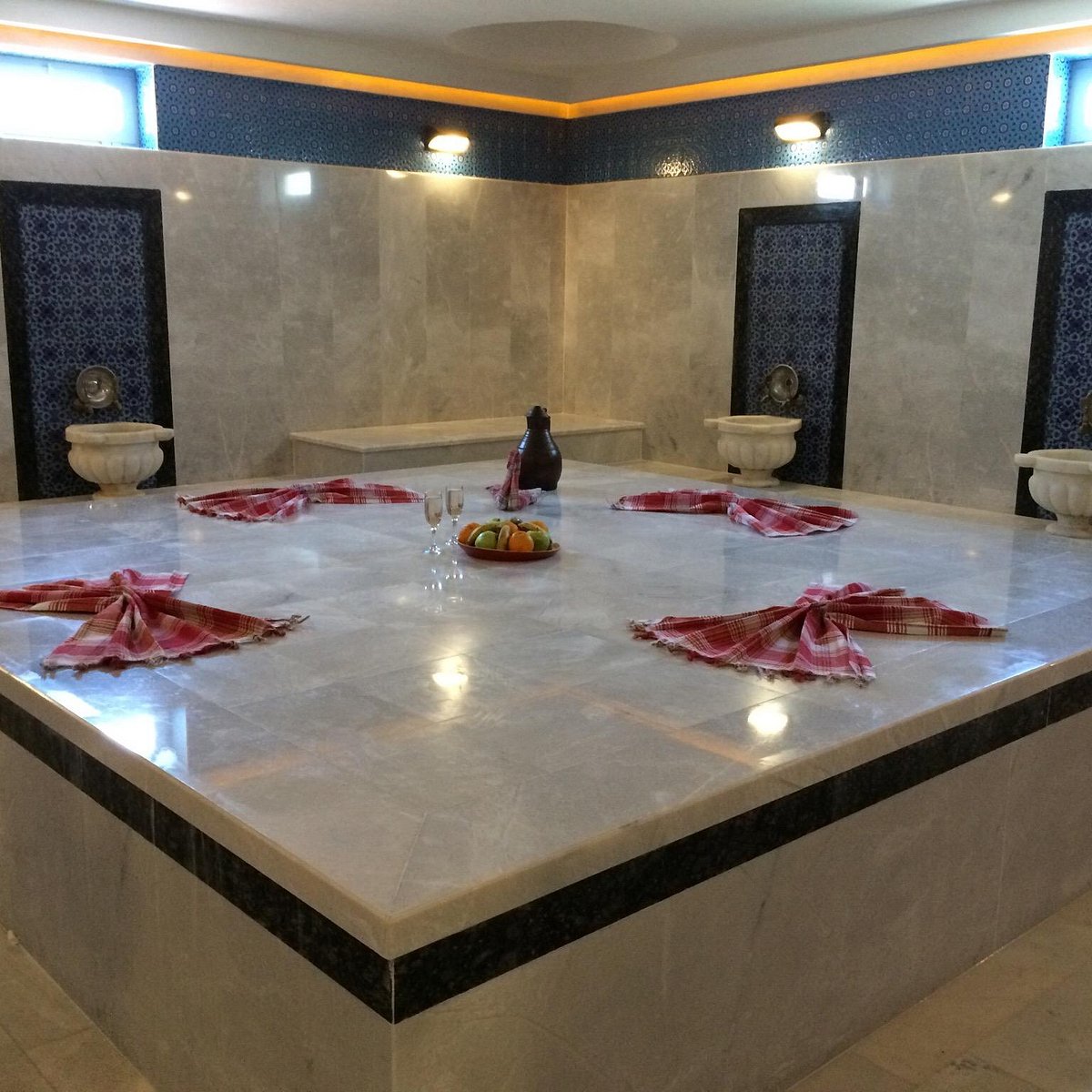 Turkish vip. Хаммам Аланья Ханзаде Турция. Хамам Алания Hanzade. Turkish Bath & Spa Hanzade Hamam. Orient VIP Turkish Bath Spa.