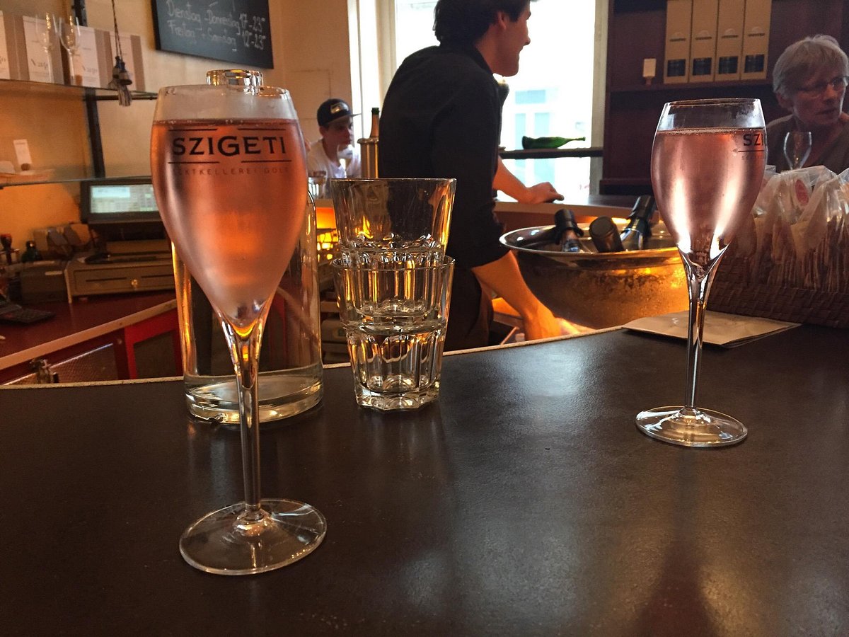 Michi Blaha Sekt Comptoir Szigeti, Вена - фото ресторана - Tripadvisor