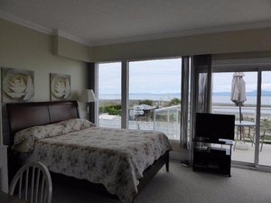 Room & Suite