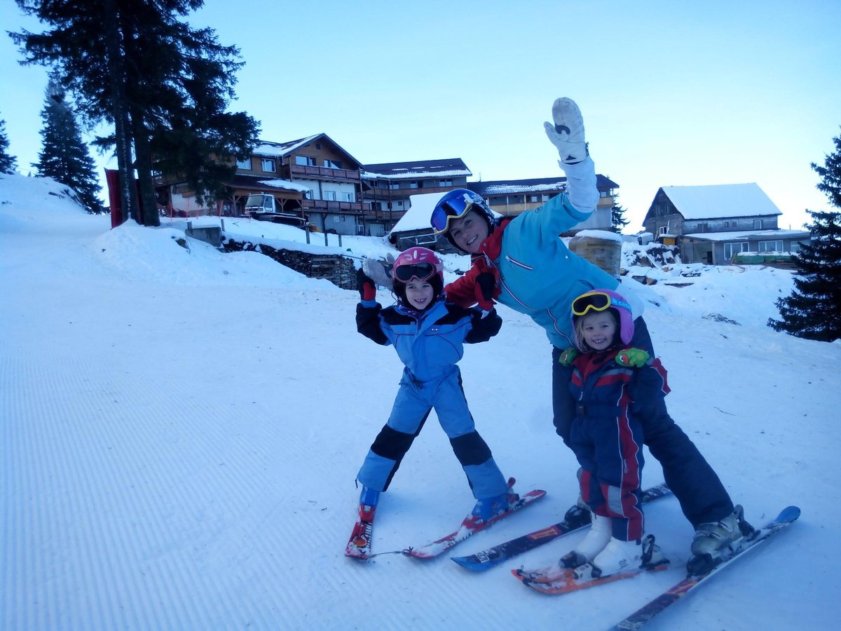 R&J Ski School & Ski Rental Poiana Brasov, Пояна-Брашов: лучшие советы  перед посещением - Tripadvisor