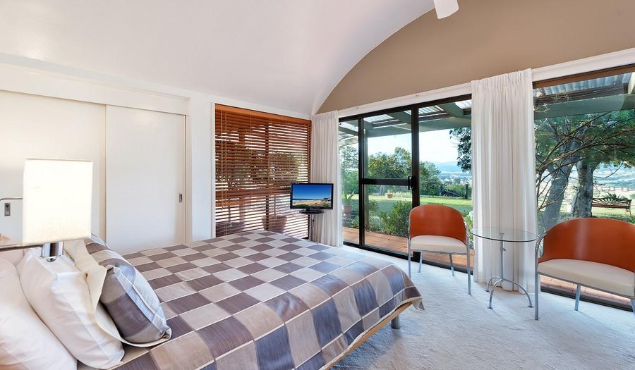 Suite 1 Private Entrance & View