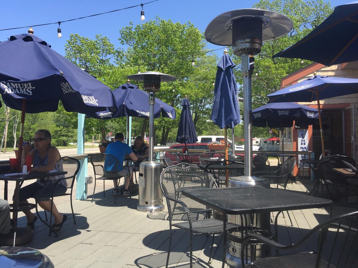 JUMPIN JAKES SEAFOOD CAFE, Old Orchard Beach - Menu, Prices ...