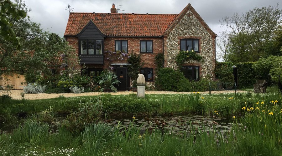 A beautiful Norfolk house we passed on one of our walks