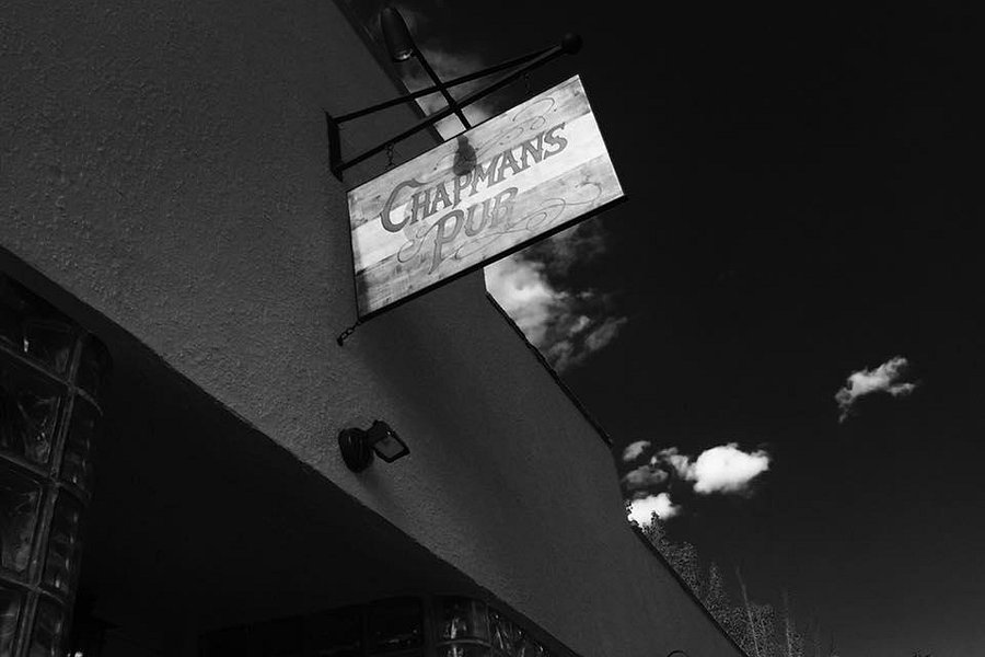 Chapman's Pub image