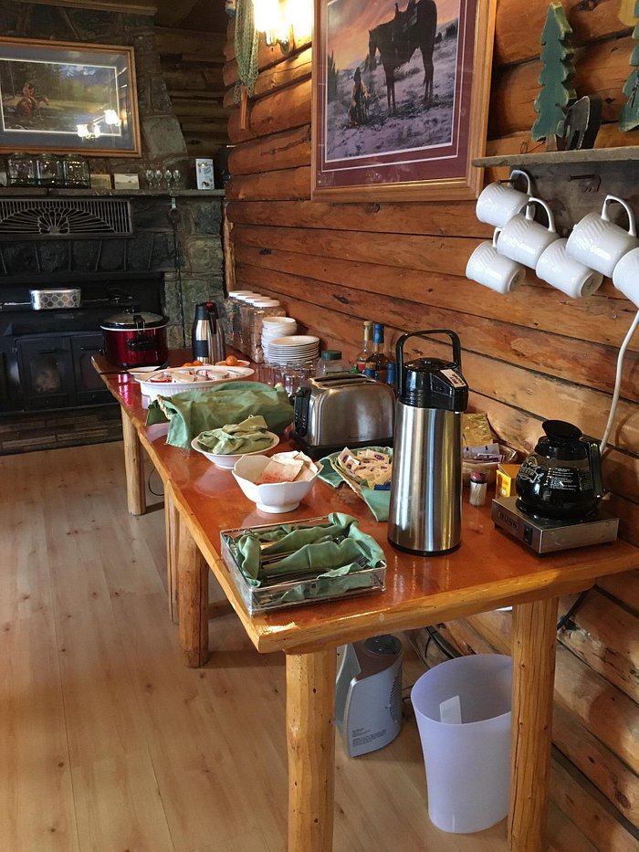 BIG BEAR LODGE (Cooke City) - Lodge Reviews & Photos - Tripadvisor