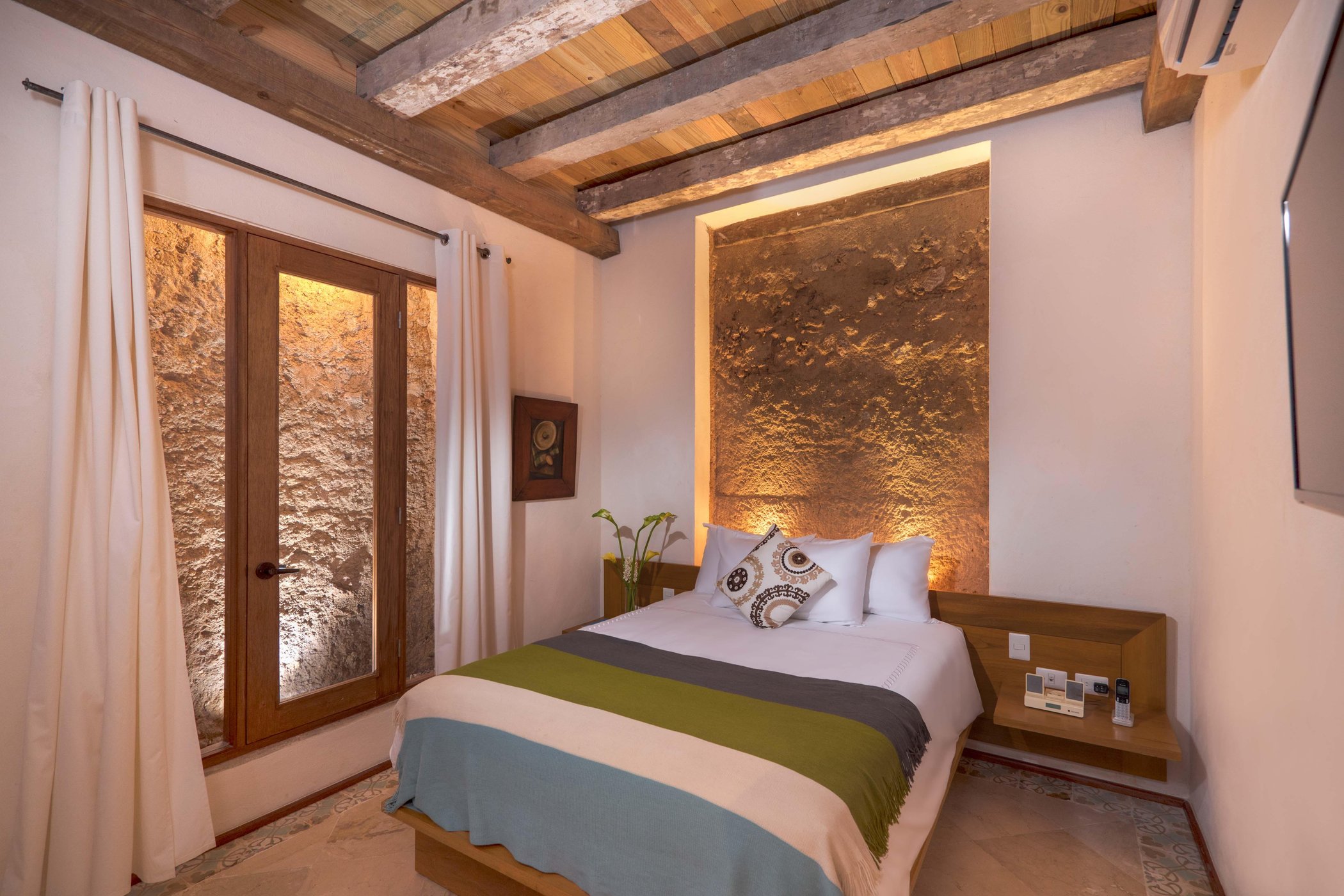 Luca Hotel by null