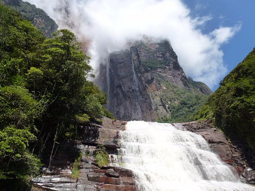 popular tourist locations in venezuela