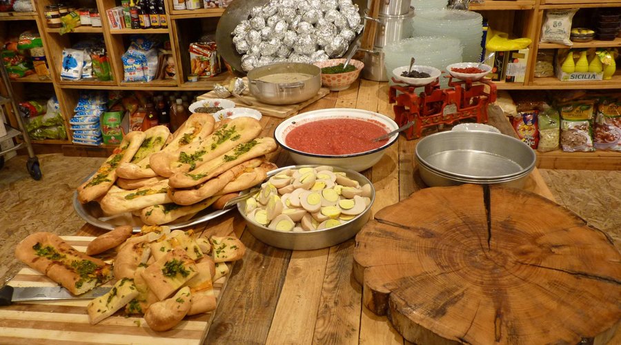 SMELLS AND TASTES, Ramat Hasharon - Restaurant Reviews, Photos & Phone Number - Tripadvisor