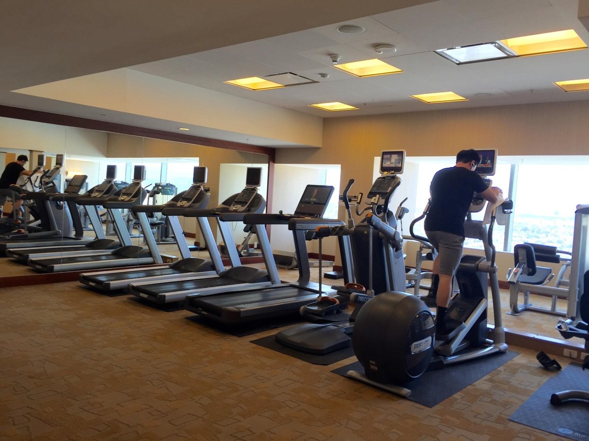 ritz carlton cancun gym