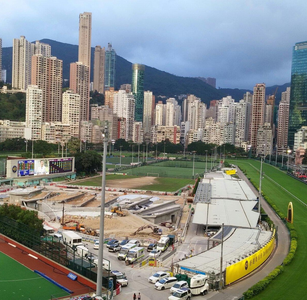 happy-valley-racecourse-hong-kong-2023-what-to-know-before-you-go